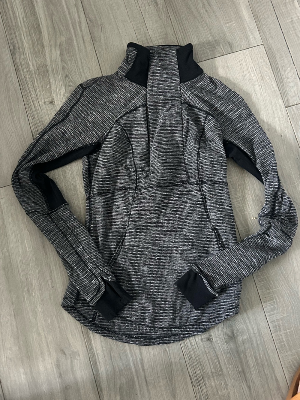 Lululemon Half Zip Pullover